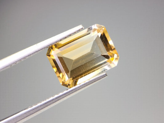 0365-3-10　バイカラーシトリン　3.00ct