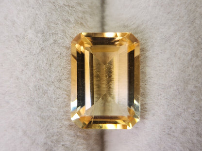 0365-3-10　バイカラーシトリン　3.00ct