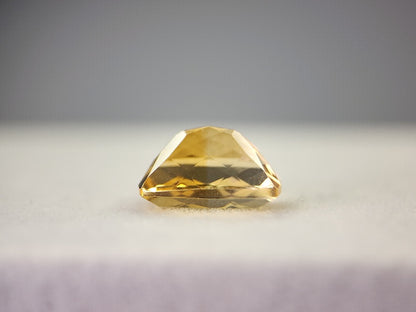 0365-3-11　バイカラーシトリン　3.39ct