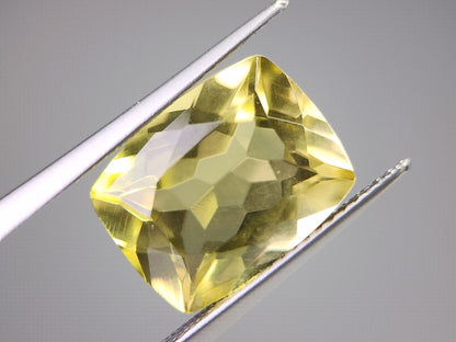 lQ-4　レモンクォーツ　6.79ct