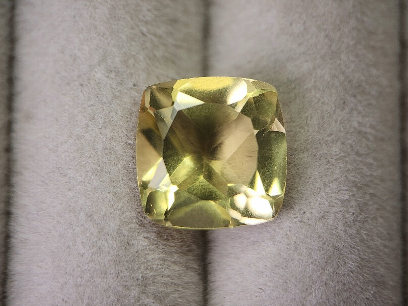 lQ-5　レモンクォーツ　5.50ct