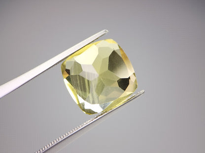 lQ-6　レモンクォーツ　5.42ct