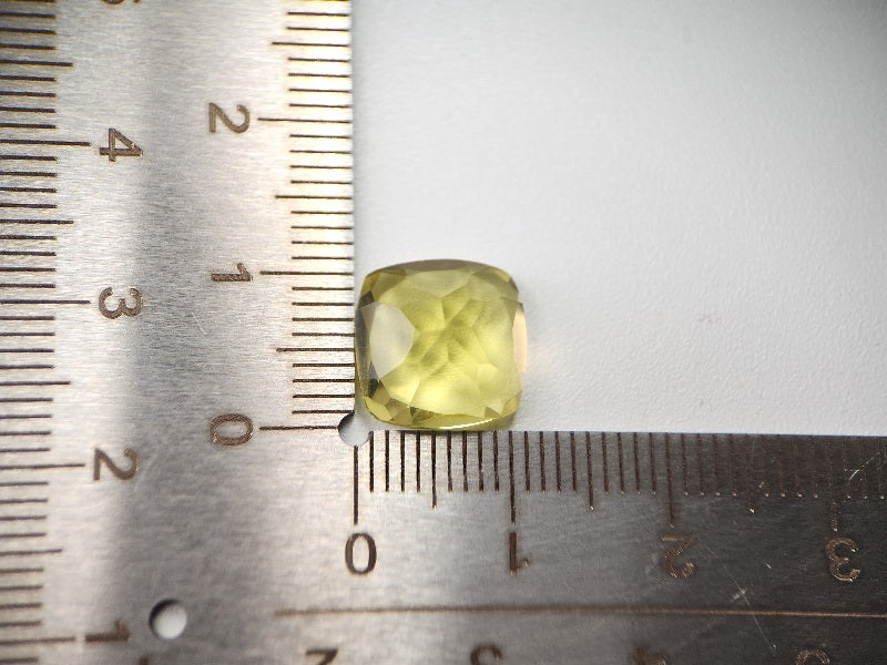 lQ-6　レモンクォーツ　5.42ct