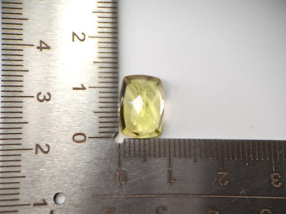 lQ-12　レモンクォーツ　4.70ct