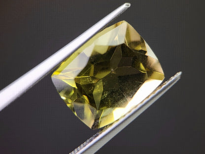 lQ-13　レモンクォーツ　4.66ct