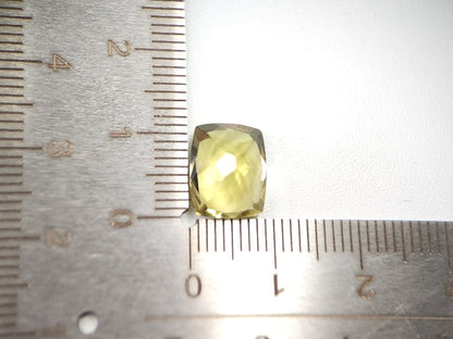lQ-13　レモンクォーツ　4.66ct