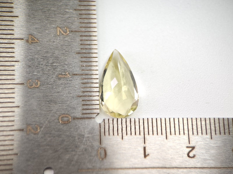 lQ-14 レモンクォーツ 4.65ct – 東洋ルース公式オンラインショップ