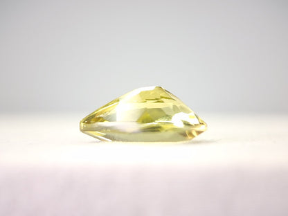 lQ-15　レモンクォーツ　4.54ct