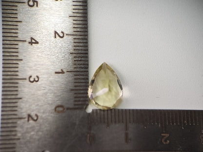 lQ-16　レモンクォーツ　4.11ct