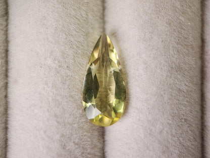 lQ-32　レモンクォーツ　2.33ct