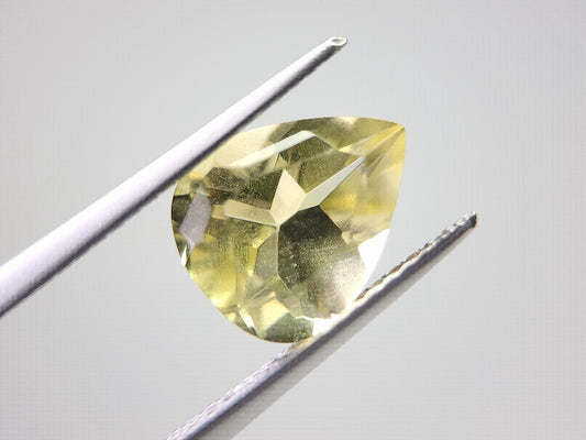 lQ-34　レモンクォーツ　2.33ct