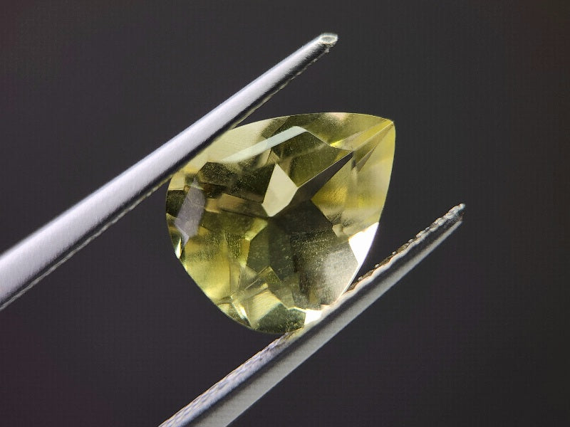 lQ-34　レモンクォーツ　2.33ct