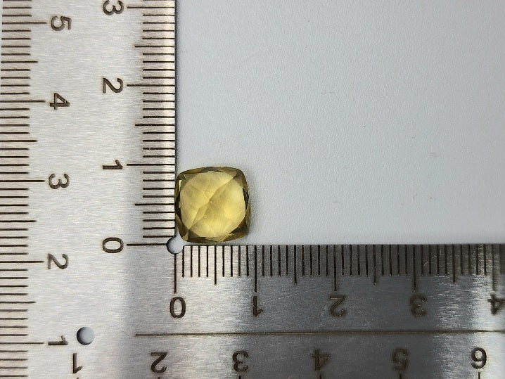 lQ-17　レモンクォーツ　4.06ct