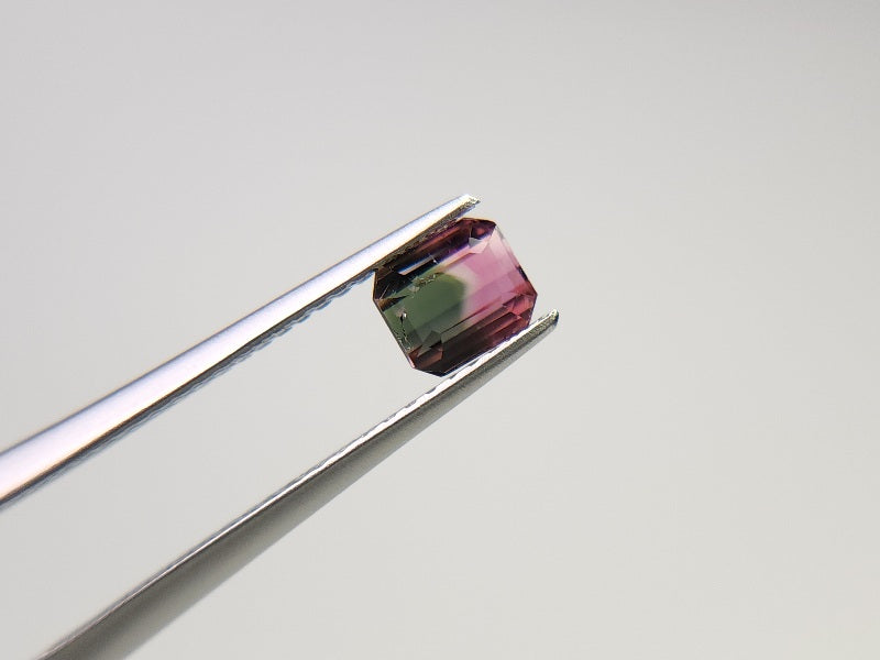 【スタッフのとっておきPickUp！】1石3,000円の宝石ガチャ⭐10種類のラインナップから♪