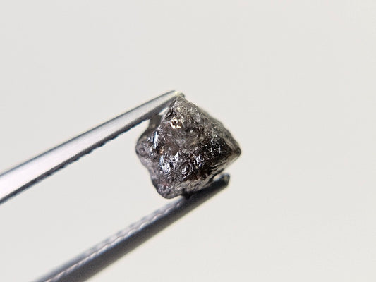 0869-3-22　ダイヤモンド原石　1.07ct