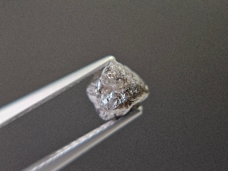 0869-3-22　ダイヤモンド原石　1.07ct