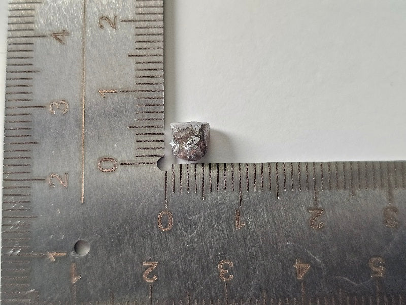 0869-3-22　ダイヤモンド原石　1.07ct