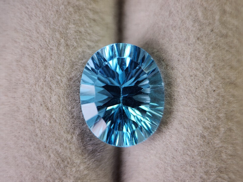 bl-TO-21　ブルートパーズ　4.31ct