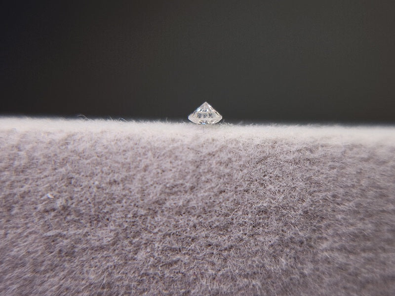 DM-2　ダイヤモンド　0.03ct