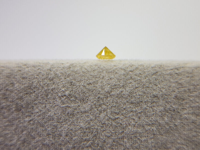 ye-DM-2　イエローダイヤモンド　0.08ct