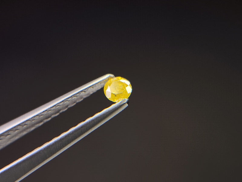 ye-DM-4　イエローダイヤモンド　0.09ct