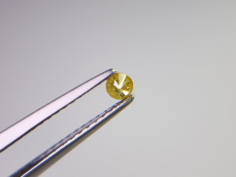ye-DM-4　イエローダイヤモンド　0.09ct