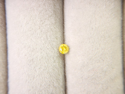 ye-DM-4　イエローダイヤモンド　0.09ct