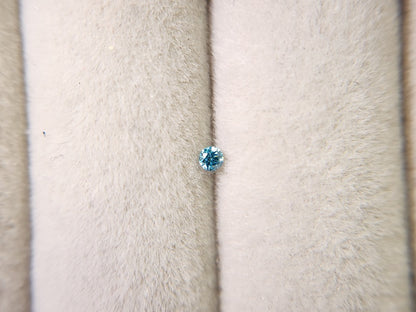 bl-DM-t-2　ブルーダイヤモンド(トリートメント)　0.04ct