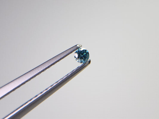 bl-DM-t-4　ブルーダイヤモンド(トリートメント)　0.04ct