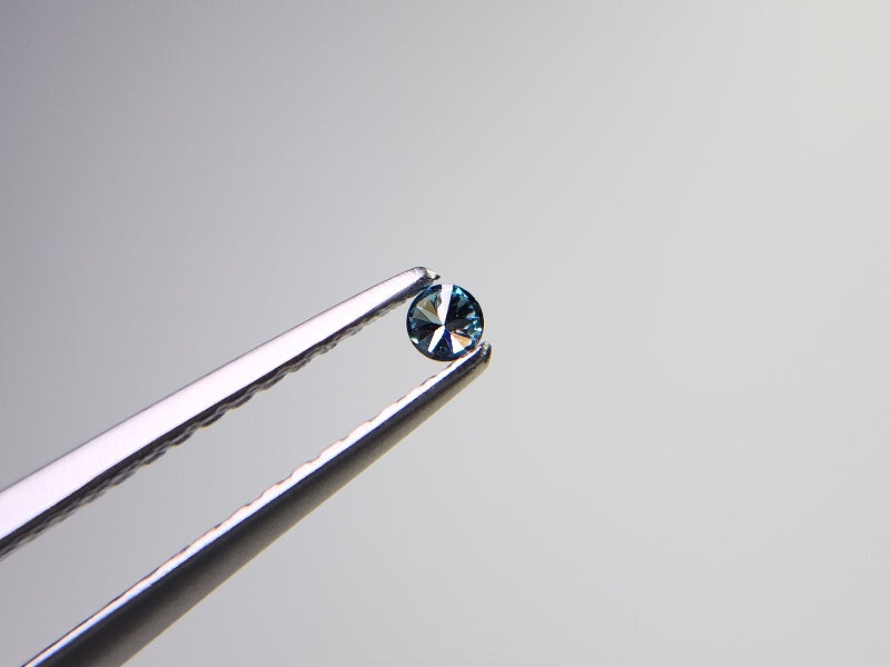 bl-DM-t-6　ブルーダイヤモンド(トリートメント)　0.03ct