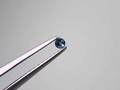 bl-DM-t-8　ブルーダイヤモンド(トリートメント)　0.03ct