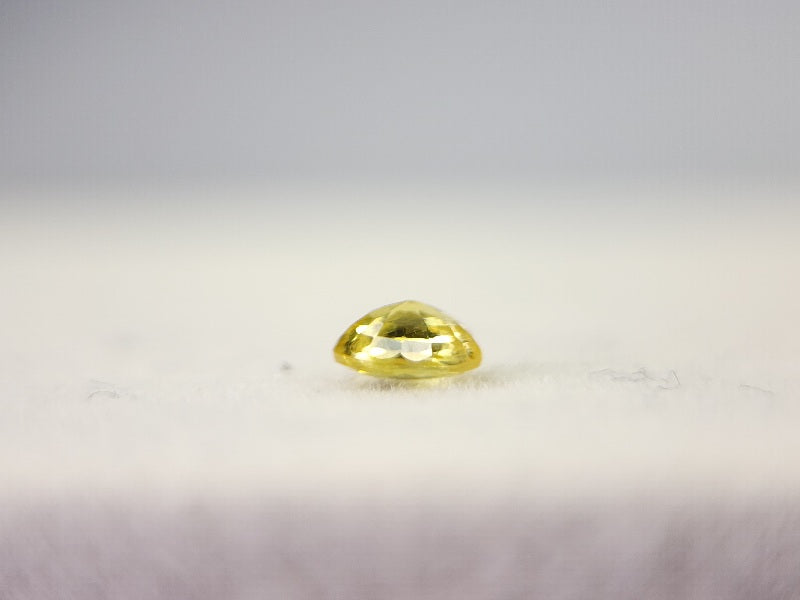 ye-SA-1　イエローサファイア　0.36ct