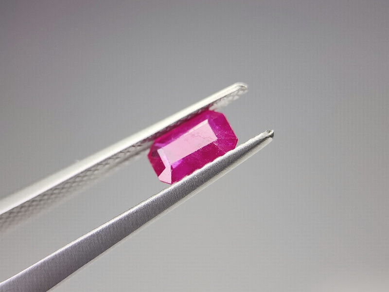 RB-24　ルビー　0.56ct