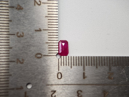 RB-24　ルビー　0.56ct