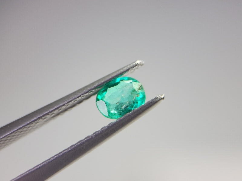 EM-1　エメラルド(コロンビア産)　0.35ct