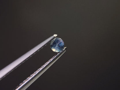 ALX-4　アレキサンドライト　0.08ct