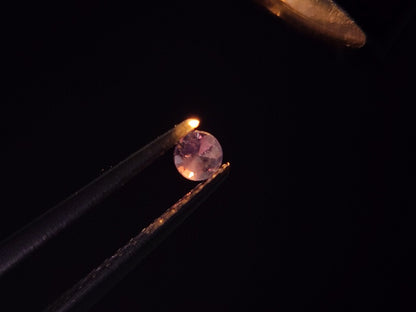 ALX-4　アレキサンドライト　0.08ct