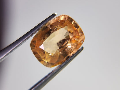 HEGA-1　ヘソナイトガーネット　3.71ct