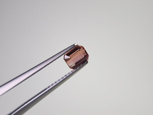 0879-42　トルマリン  0.66ct　