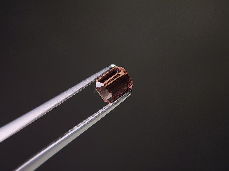 0879-42　トルマリン  0.66ct　