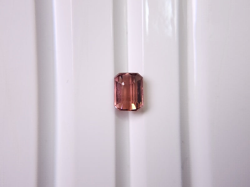 0879-42　トルマリン  0.66ct　