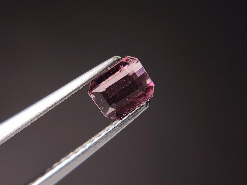 0879-44　トルマリン  0.65ct　