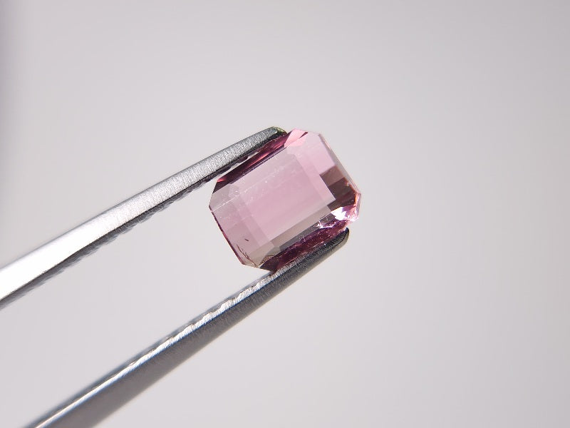 0879-44　トルマリン  0.65ct　