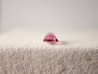 0879-44　トルマリン  0.65ct　