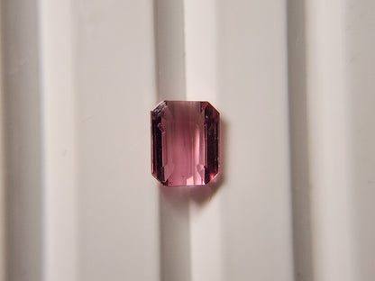 0879-44　トルマリン  0.65ct　
