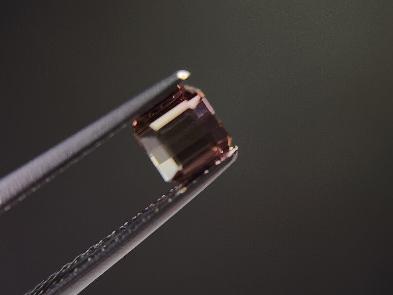 0879-45　トルマリン  0.64ct　