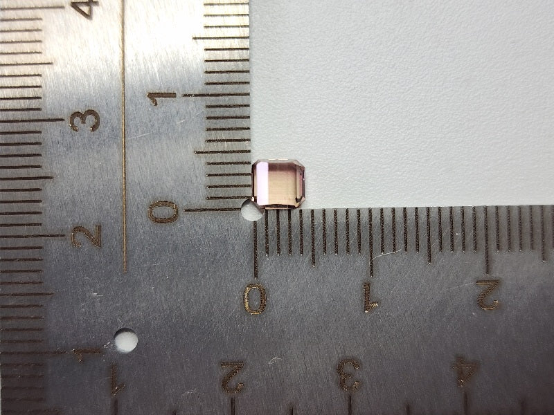 0879-45　トルマリン  0.64ct　