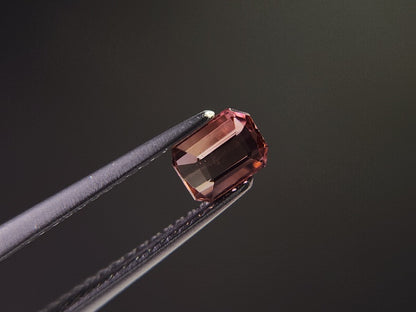0879-47　トルマリン  0.64ct　