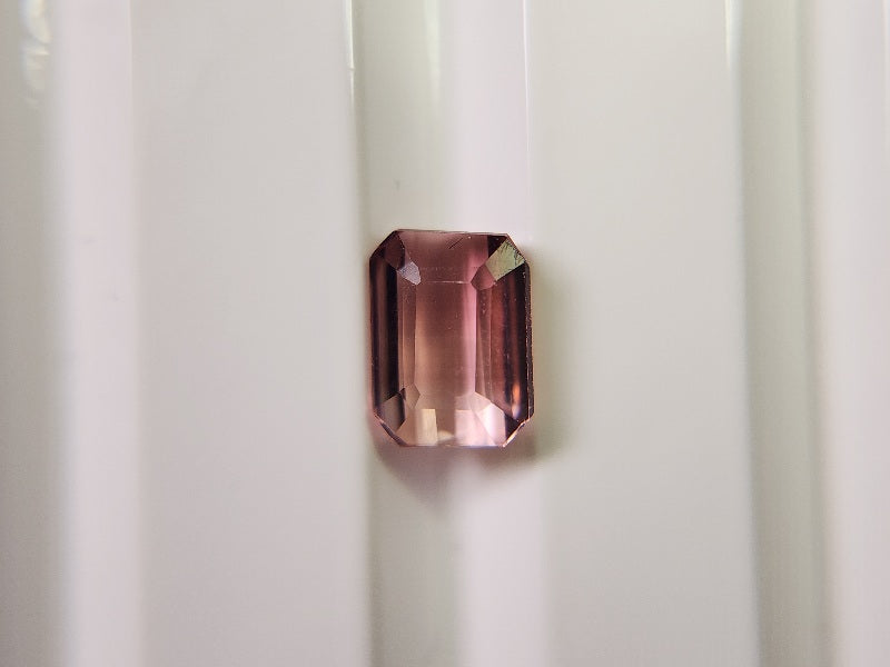 0879-49　トルマリン  0.63ct　
