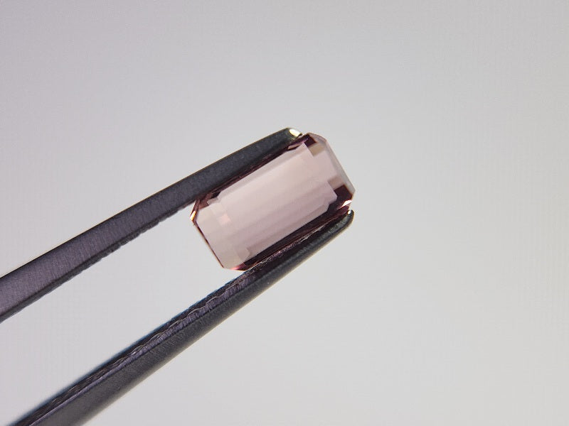0879-50　トルマリン  0.62ct　